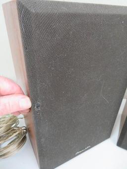 Two vintage book shelf speakers, MCM Realistic MC-800