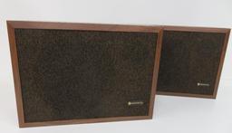 Pair of Vintage Criterion 222 book shelf speakers