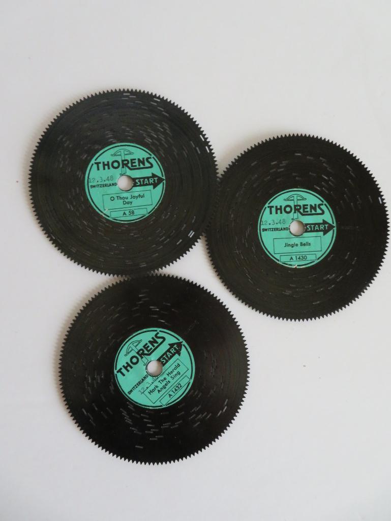 Thorens music box, working, discs