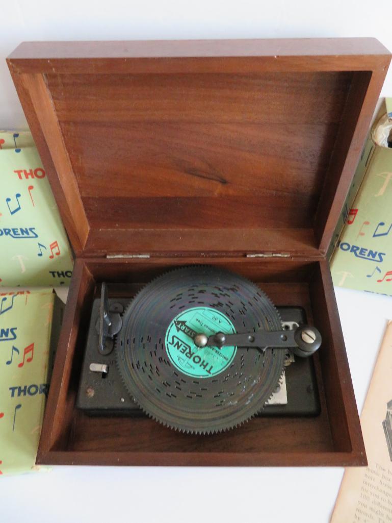 Thorens music box, working, discs