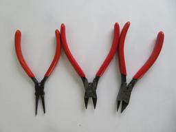 10 small pliers, 6 pieces marked Snap-On, 4" to 6"
