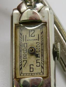 Waltham Art Deco style wrist watch, case marked 14 kt, 17 jewel