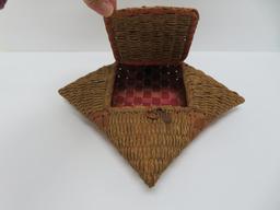 9" lift top Native American basket