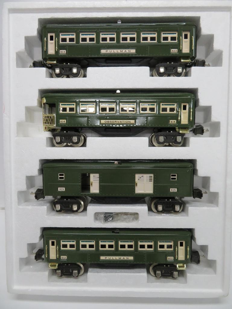 MTH Electric Train 600 Series 4-car passenger set, two tone green 3 rail, with box