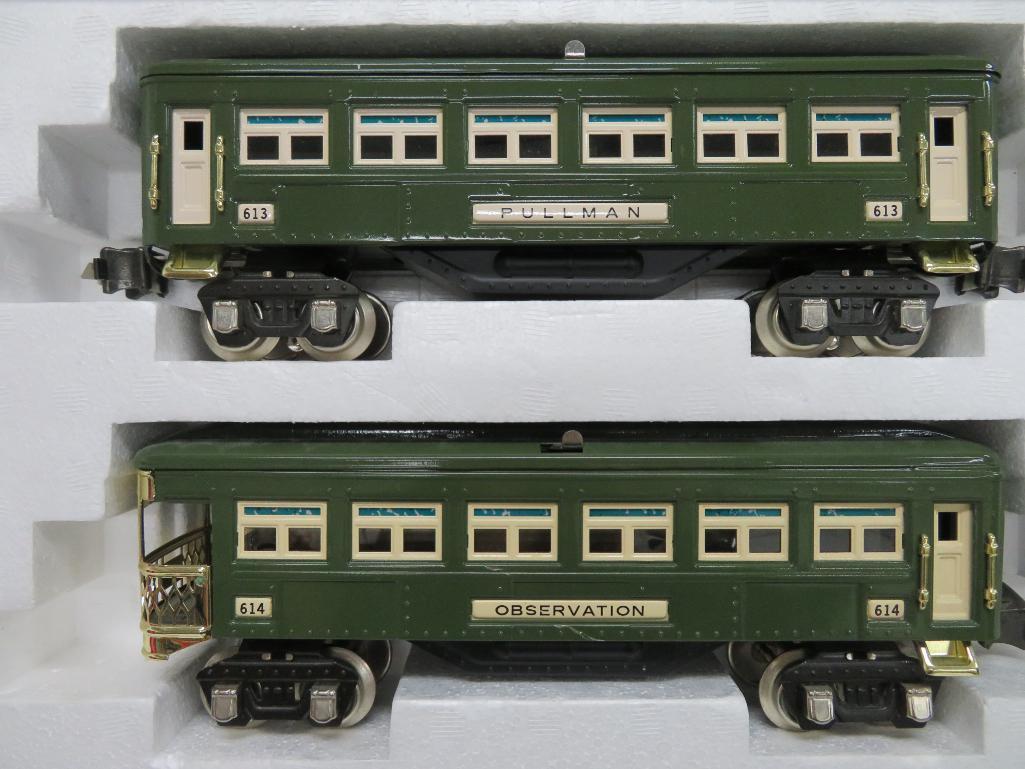 MTH Electric Train 600 Series 4-car passenger set, two tone green 3 rail, with box