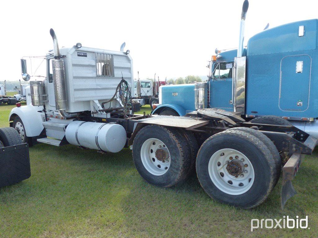 1999 Kenworth Truck Tractor, s/n 1NKWLB9X8XR832168