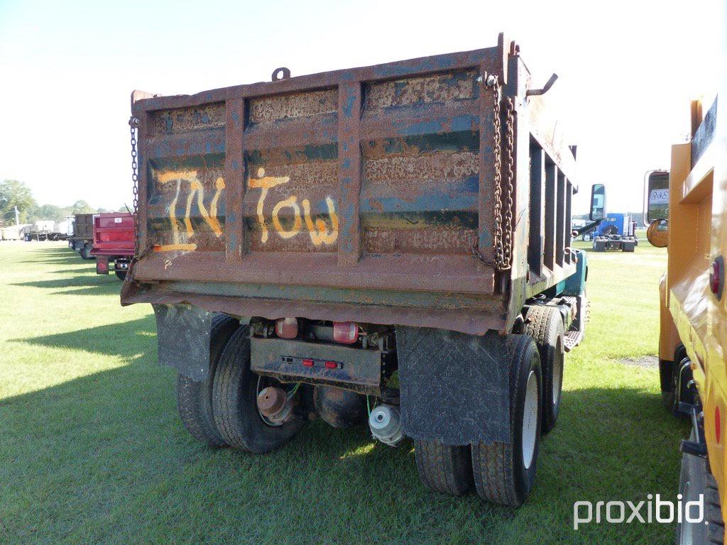 2005 GMC C8500 Tandem-axle Dump Truck, s/n 1GDT8C4C45F511464: Auto