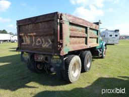 2002 International 4900 6x4 Tandem-axle Dump Truck, s/n 1HTSHAAR52H502045: