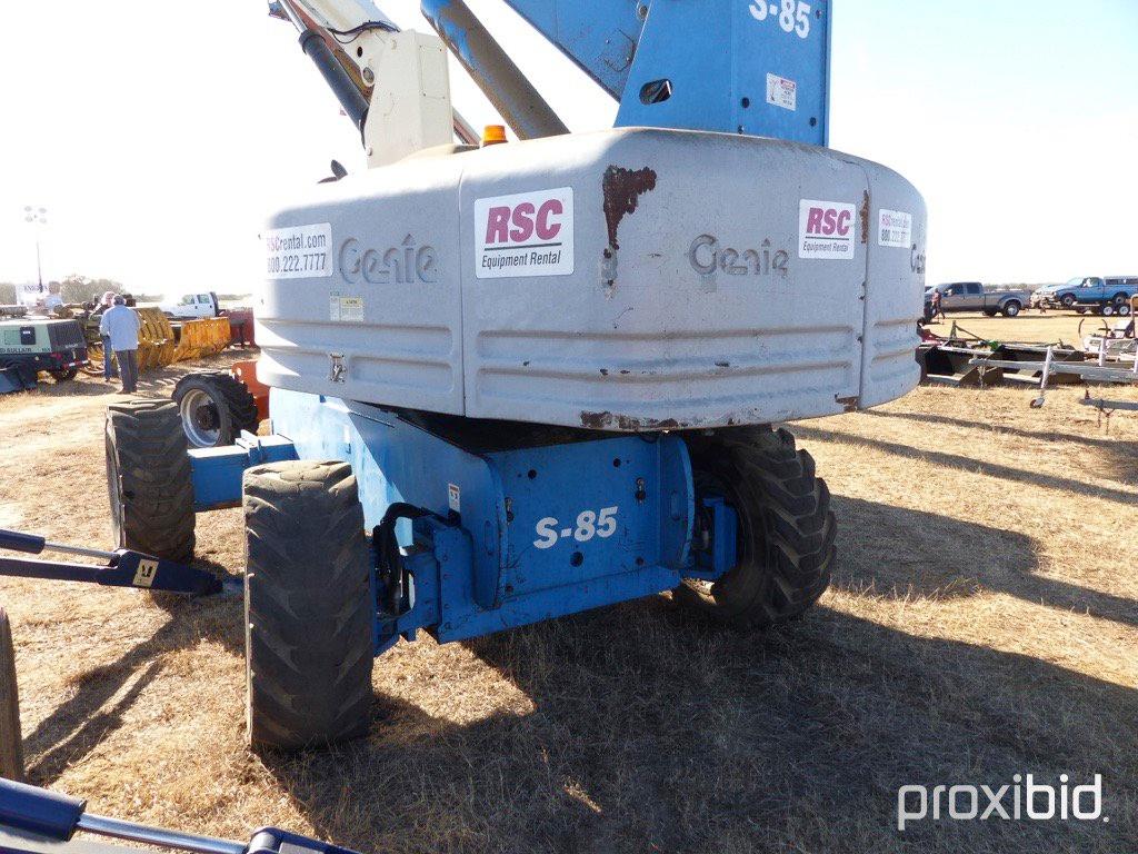 Genie S82 Manlift, s/n 2719