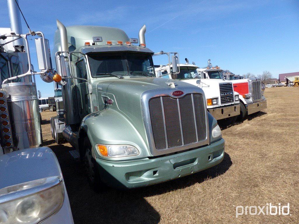 2008 Peterbilt 386 Truck Tractor, s/n 1XPHD49X38D756701: ISX Cummins, 10-sp