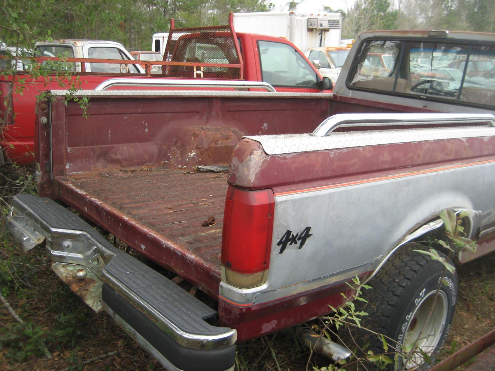 Ford F150 4WD Pickup, s/n 1FTEF14H9JNB846640