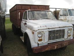 1972 GMC 5500 Dump Truck, s/n TCE53WV525993: T/A, Gas Eng., 5/2-sp.