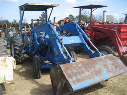 Ford Tractor: Diesel Eng., w/ Loader, 1169 hrs