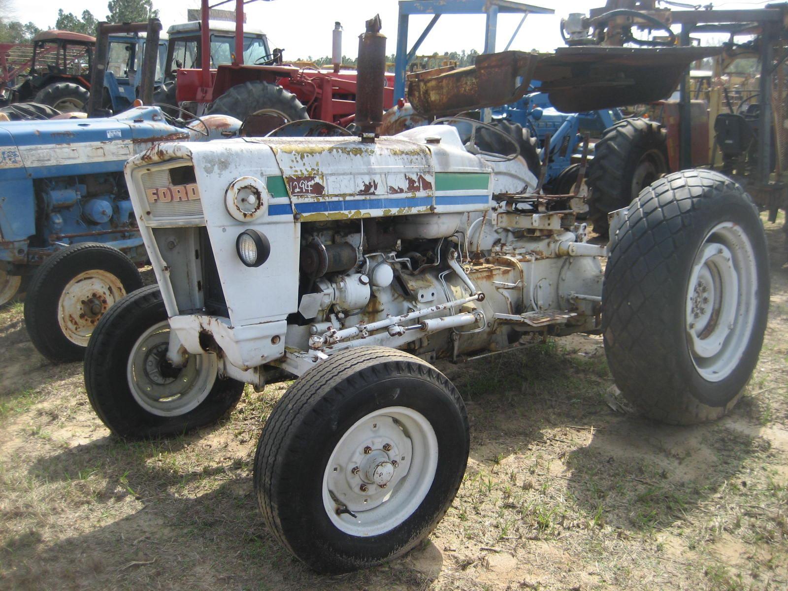 Ford Tractor: Diesel Eng., 2625 hrs