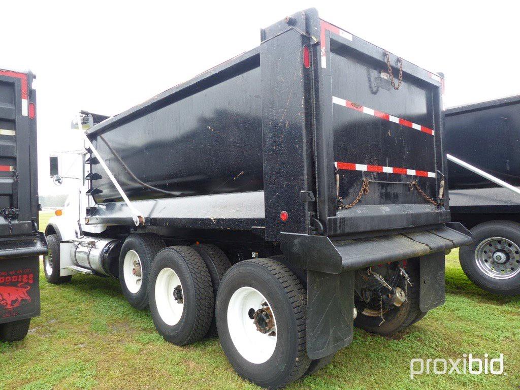 2014 Kenworth T800 Tri-axle Dump Truck, s/n 1NKDL40X4EJ391554: Cummins ISX1