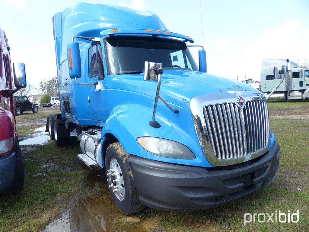 2010 International ProStar Eagle Truck Tractor, s/n 3HSCUAPR5AN243072: Slee