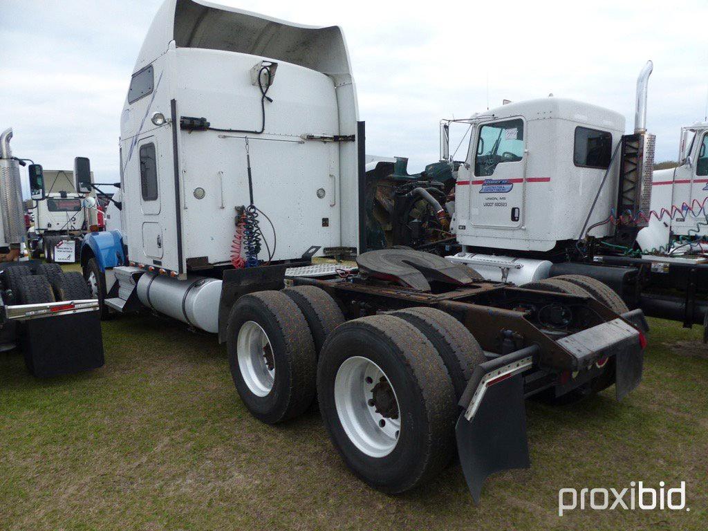 2007 Kenworth T800 Truck Tractor, s/n 1XKDDB8X17J180424: Sleeper, Cat 475 E