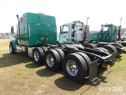 2007 International 9900i Eagle Truck Tractor, s/n 2HSCHSCT27C374353: Tri-ax