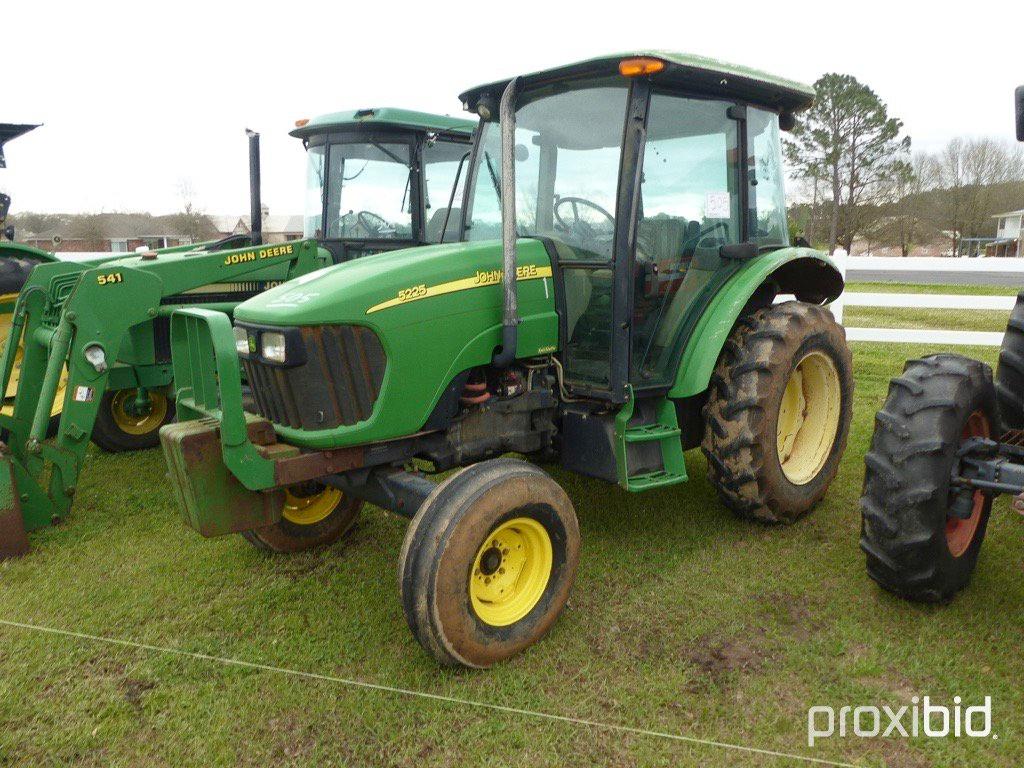 John Deere 5325 Tractor: 2wd, Encl. Cab