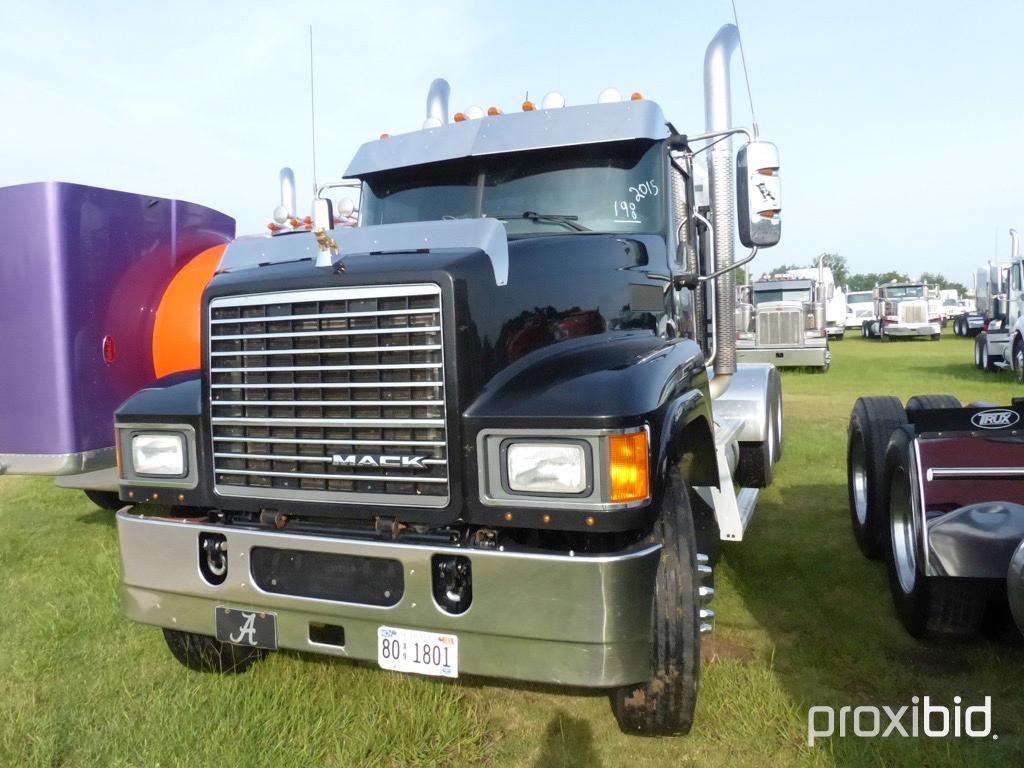 2015 Mack Truck Tractor: Mack 505 Eng., Jake Brake, Deleted, Mack 10-sp., 4