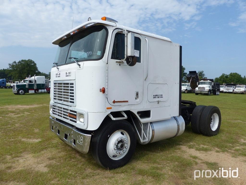 1989 International Truck Tractor, s/n 1HSRAGXN7KH647523: S/A, 350 Cummins E