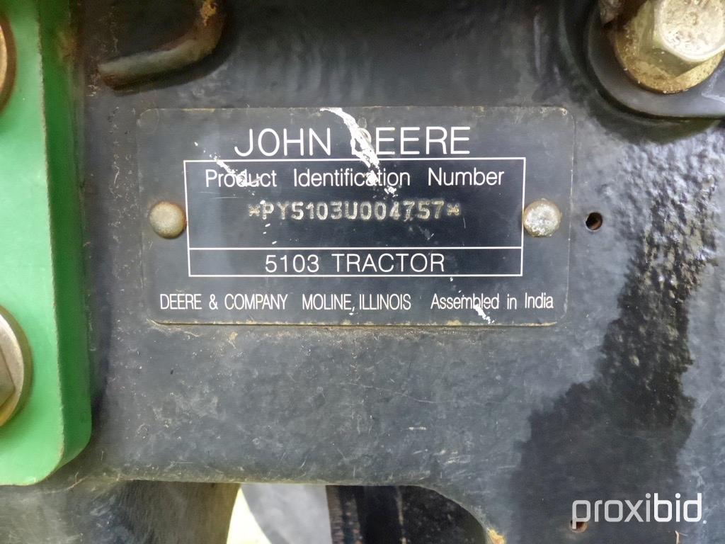 2005 John Deere 5103 Tractor, s/n PY5103U004757: 2wd, Rollbar, JD 512 Loade