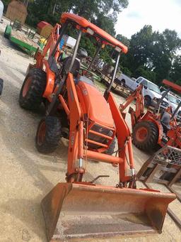 Kubota L39 Loader Backhoe, s/n 51784: w/ Bucket & Forks, Showing 1493 hrs