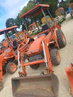 Kubota B21X2 Loader Backhoe, s/n 62746: Kubota TL421 Front Loader, Showing