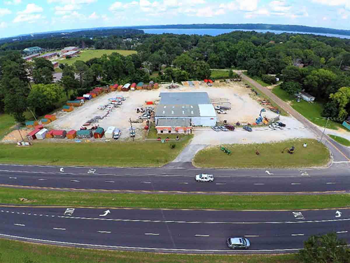 4.2 +/- acres with 14000 +/- square foot building: Enclosed, Fenced