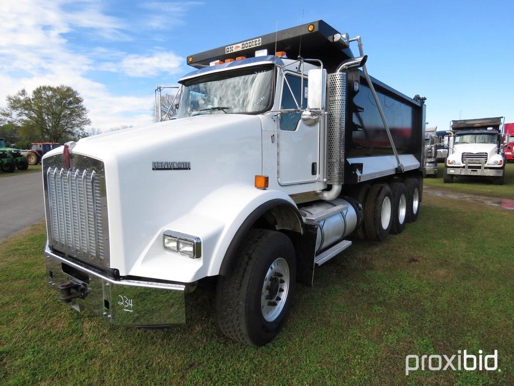 2015 Kenworth T800 Tri-axle Dump Truck, s/n 1NKDL40X5FR471299: Cummins ISX1