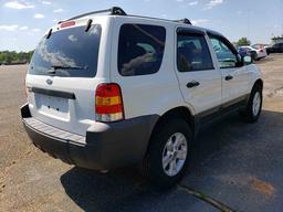 2005 Ford Escape XLT SUV, s/n 1FMYU03175DA05221: 2wd, Gas eng., 4-door, Whi