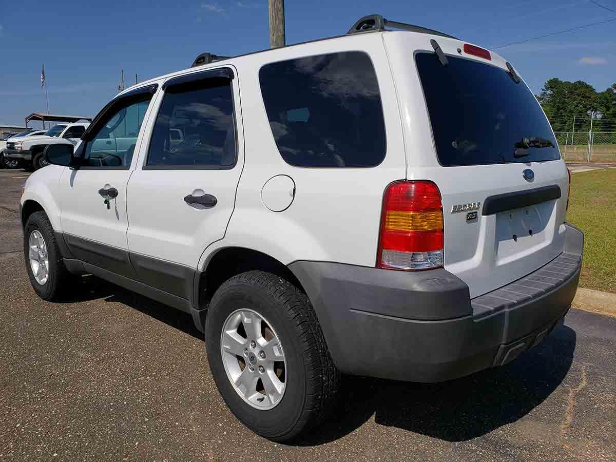 2005 Ford Escape XLT SUV, s/n 1FMYU03175DA05221: 2wd, Gas eng., 4-door, Whi