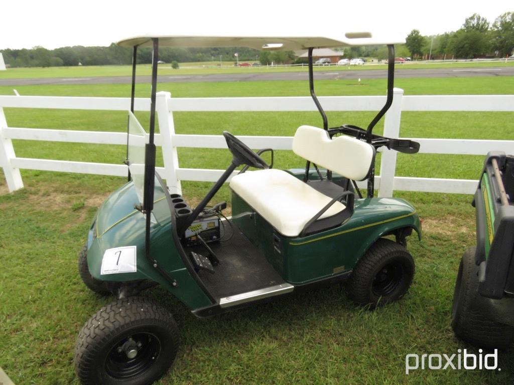 EZGo Electric Golf Cart, s/n 2618030 (No Title): 36-volt, Lifted, Charger