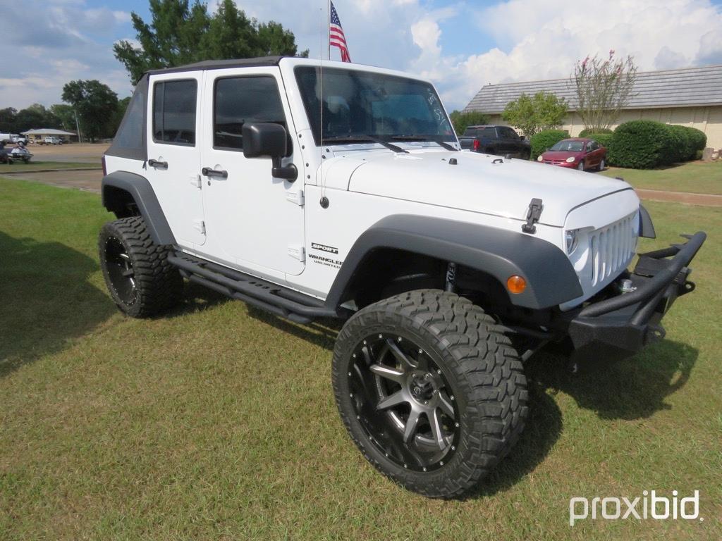 2017 Jeep Wrangler, s/n 1C4BJWDG7HL607958: P/S, A/C, Automatic, Soft Top, R