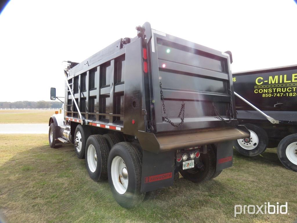 2017 Kenworth T800 Tri-axle Dump Truck, s/n 1NKDXPEX3HJ144738 (Rebuilt Titl