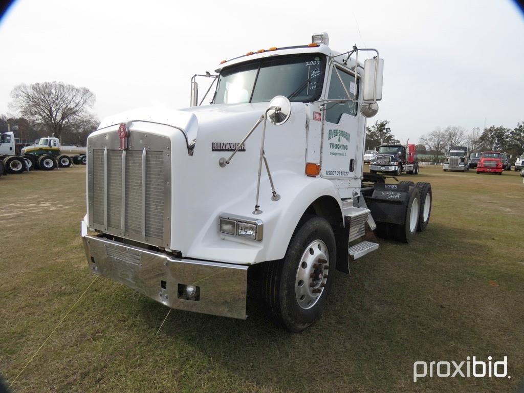 2007 Kenworth T800 Truck Tractor, s/n 3WKDD49X77F166929: T/A, Day Cab, 10-s