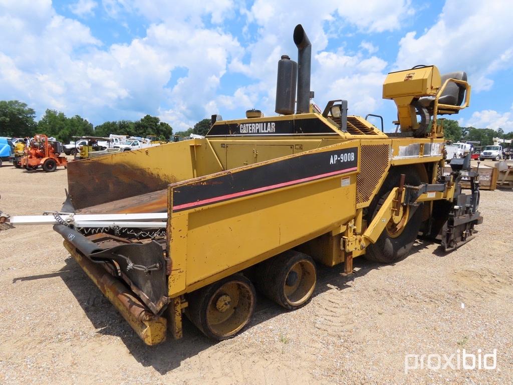 2005 Cat AP900B Paver, s/n AGJ00157: Extendamat 10-20B, Meter Shows 11839 h