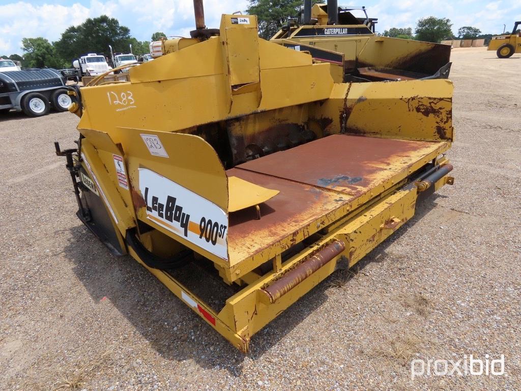 Leeboy 900ST Crawler Paver, s/n L900ST155: Legend 8-15' Hyd. Screed