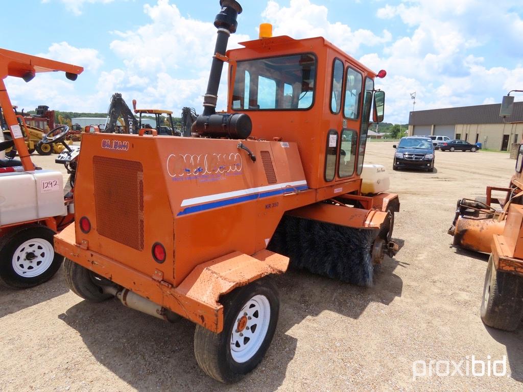 2002 Broce RJ350 Broom, s/n 408372: Self-propelled, Encl. Cab