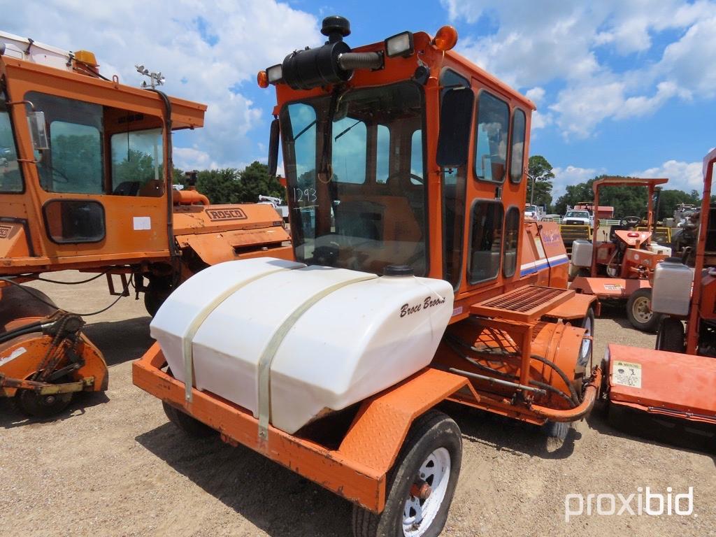 2002 Broce RJ350 Broom, s/n 408372: Self-propelled, Encl. Cab