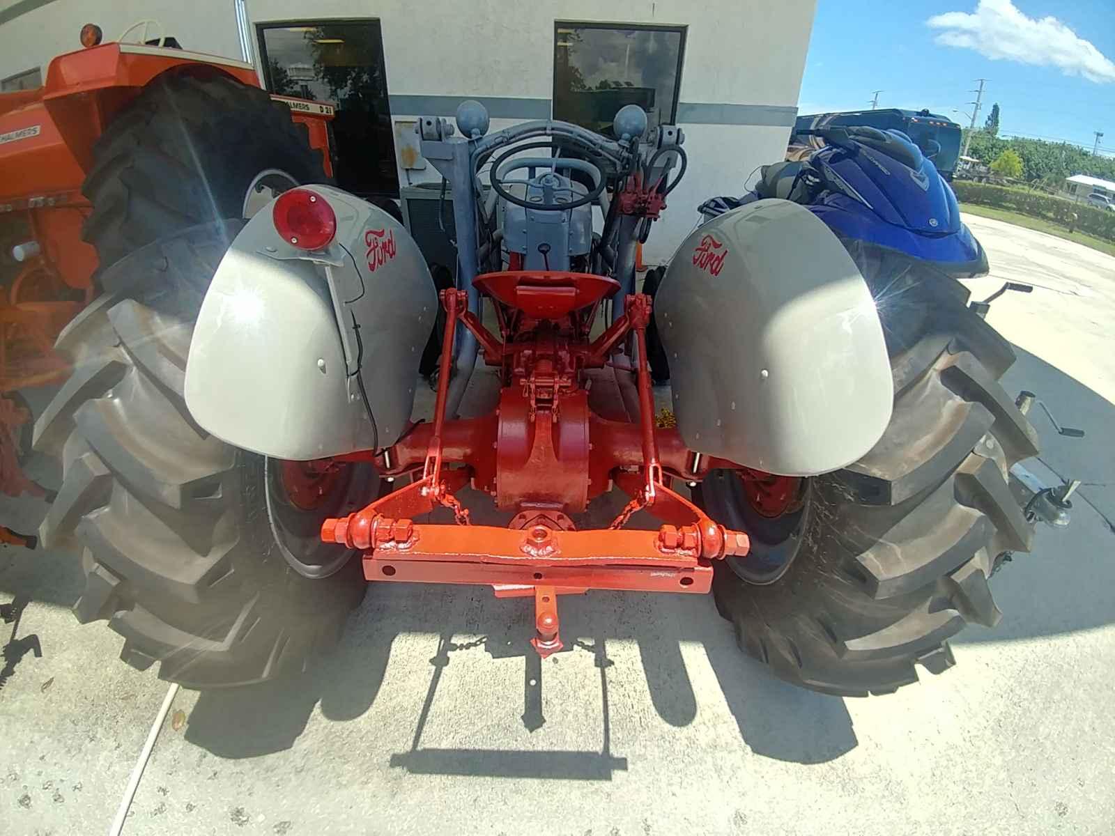 Ford 601 Workmaster Tractor, s/n 7291: Diesel, 3-point Hitch