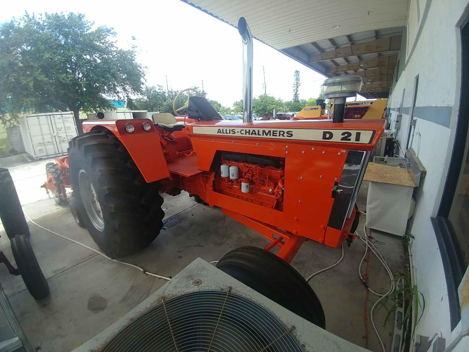 Allis Chalmers D-21 Tractor, s/n 1351D: Wide Front, 1963 Year Model