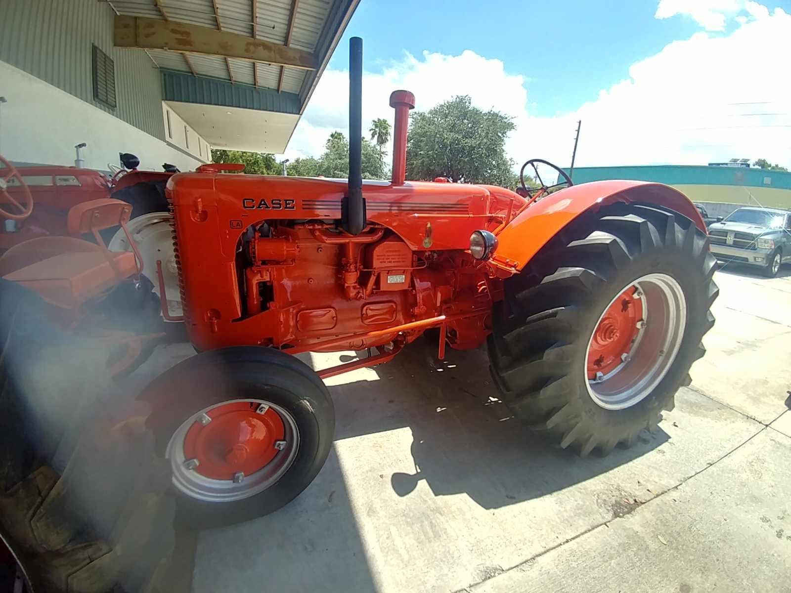 Case "LA" Tractor, s/n 5208609: Wide Front, Gas, 1948 Year Model