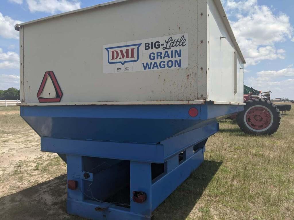 DMI, Big Little Grain Wagon for Hopper for Wagon