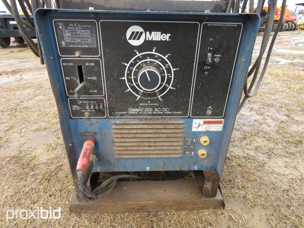 Miller Stick Welder 250: ID 30002