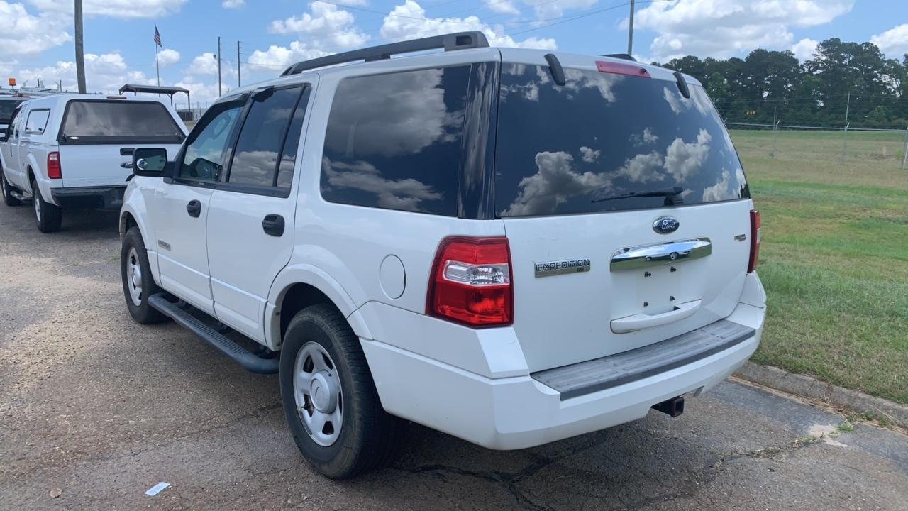 2008 FORD EXPEDITION WHITE MILES AS SHOWN 307762 VIN 1FMFU15598LA63418