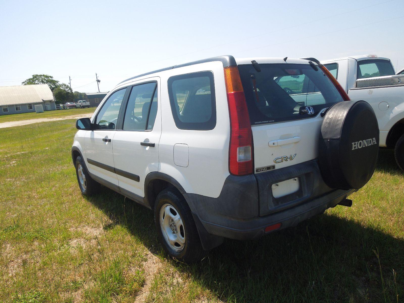 2003 HONDA CRV SUV, WHITE, SHOWING 404268mi., s/n SHSRD78443U136819, OWNED