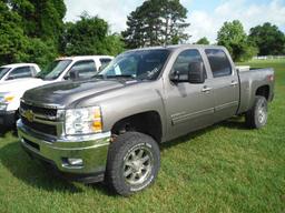 2011 Chevy Silverado 2500HD Z71 4WD Pickup, s/n 1GC1KYC8XBF193756: 4-door,