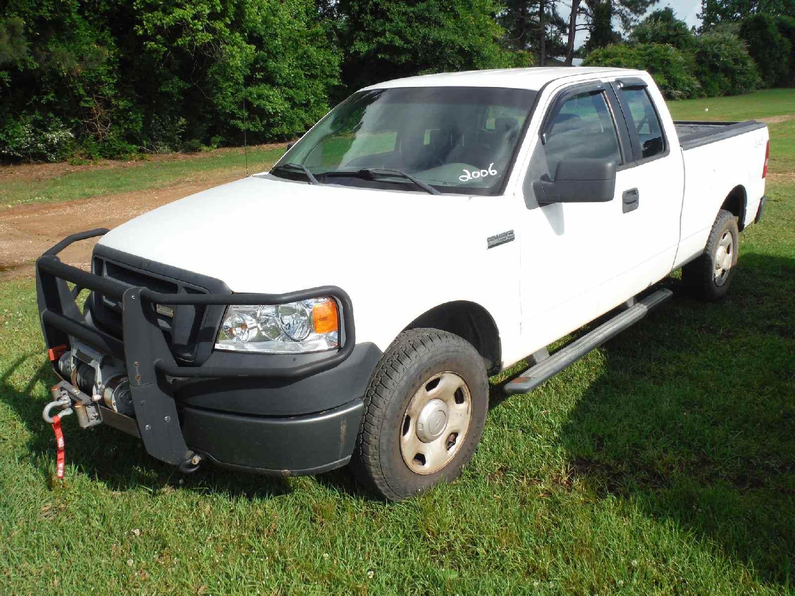 2006 Ford F150 4WD Pickup, s/n 1FTRX14W66NB26821: Ext. Cab, SWB, Auto, Fron