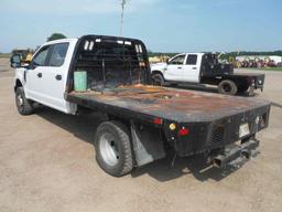 2018 Ford F350XL 4WD Flatbed Truck, s/n 1FD8W3H61JEC82449: Crew Cab, Auto,